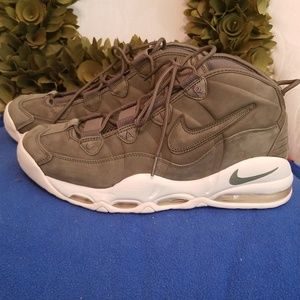 Air max uptempo